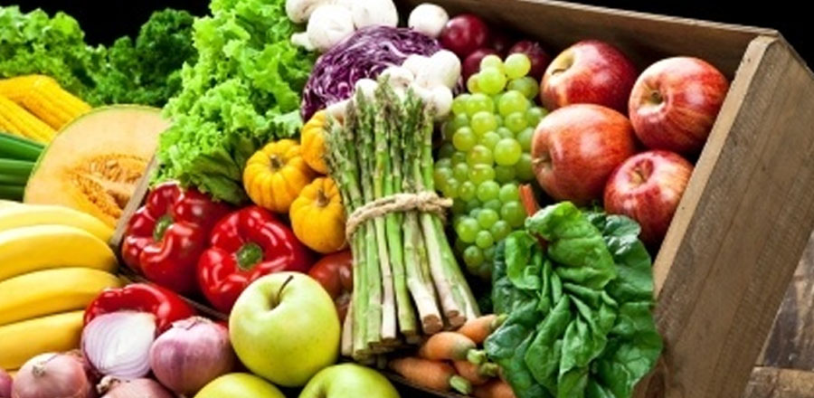 Fresh fruits and vegetables that aid liver function